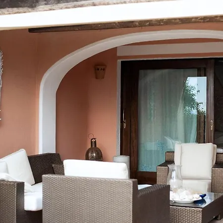 Cala Del Faro Luxury * بورتو كيرفو