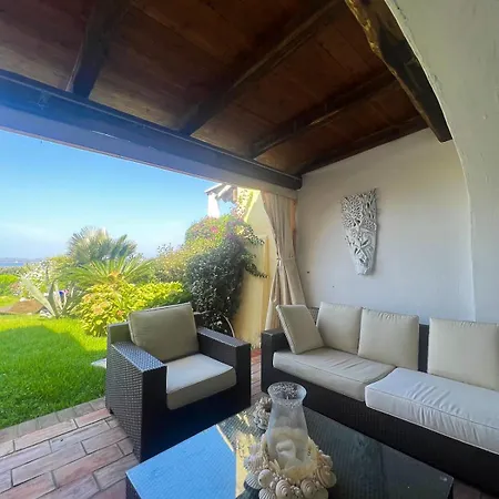 Cala Del Faro Luxury * بورتو كيرفو