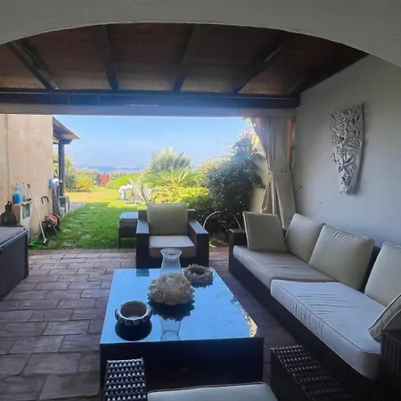 Cala Del Faro Luxury بيت للعطل *